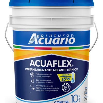 Lata de ACUAFLEX AISLANTE TÉRMICO aplicado en techo blanco reflectivo, mostrando diferencia térmica entre superficie tratada (azul frío) y no tratada (rojo cálido) con termómetro digital marcando reducción de 15°C